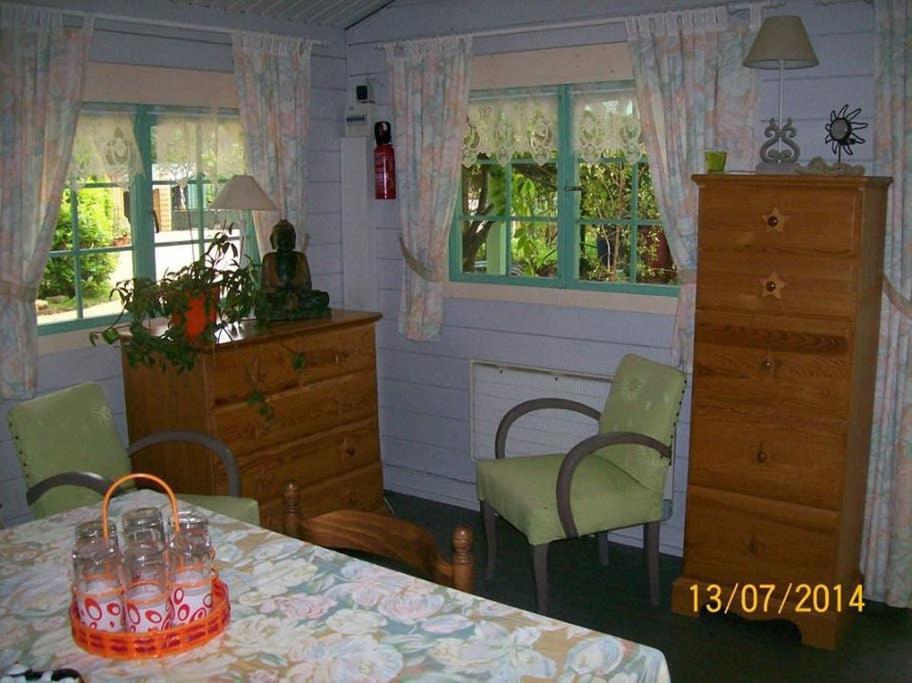 Le Chalet De La Grenouille Verte Tursac Buitenkant foto